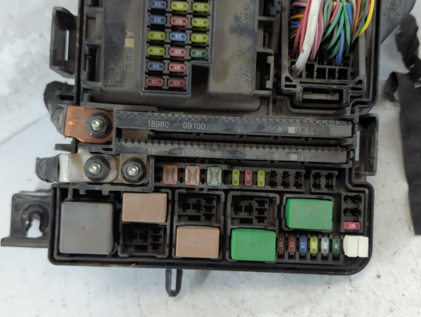 2016-2017 Hyundai Sonata Fusebox Fuse Box Panel Relay Module P/N:91204 E6181 Fits Fits 2016 2017 OEM Used Auto Parts - Oemus