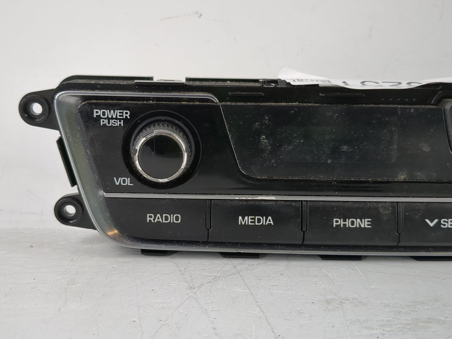 2016-2017 Hyundai Sonata Radio AM FM Cd Player Receiver Replacement P/N:94510-C2530 Fits Fits 2016 2017 OEM Used Auto Parts 