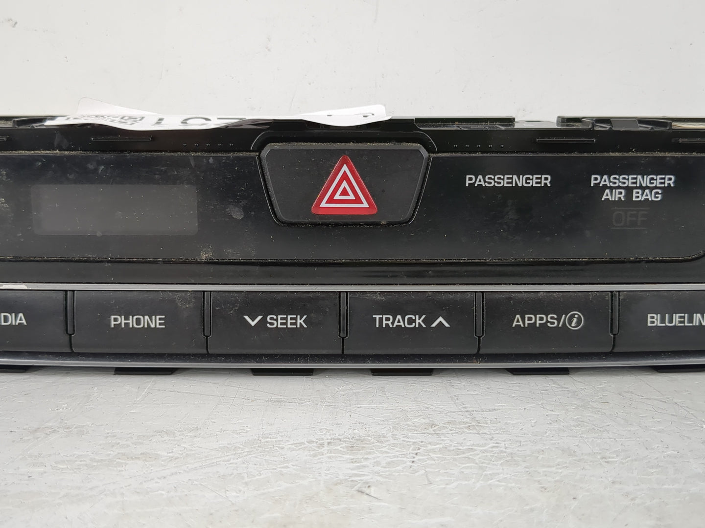 2016-2017 Hyundai Sonata Radio AM FM Cd Player Receiver Replacement P/N:94510-C2530 Fits Fits 2016 2017 OEM Used Auto Parts 