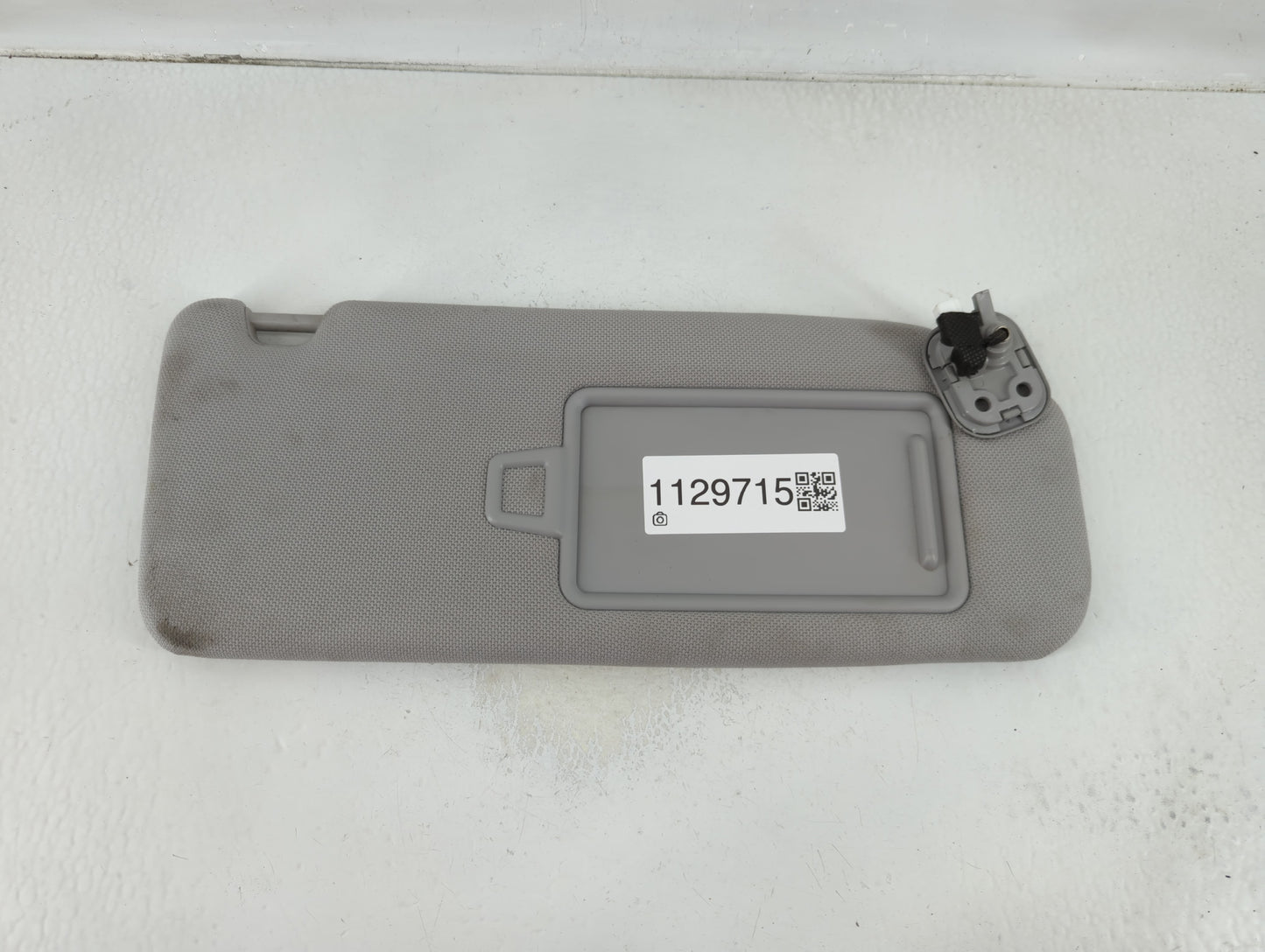 2016-2019 Hyundai Sonata Sun Visor Shade Replacement Passenger Right Mirror Fits Fits 2016 2017 2018 2019 OEM Used Auto Part