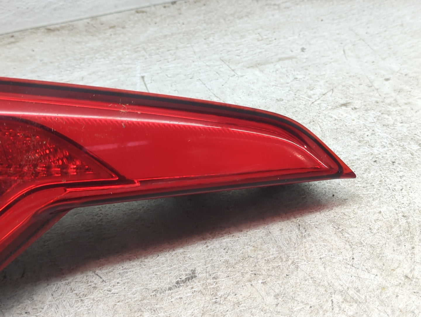 2015-2017 Hyundai Sonata Driver Left Side Deck Lid Mounted Tail Light - Oemusedautoparts1.com