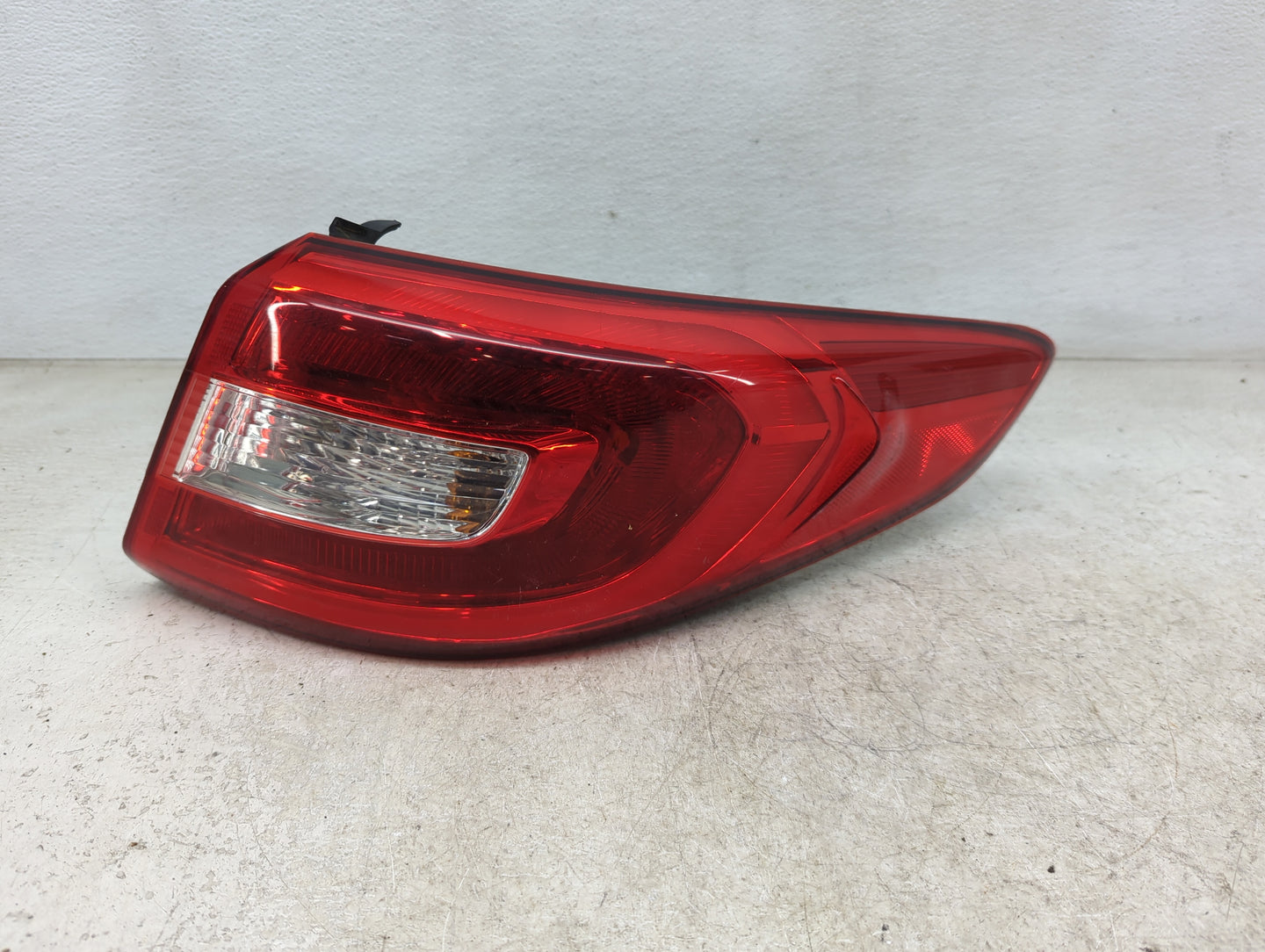 2015-2017 Hyundai Sonata Tail Light Assembly Passenger Right OEM Fits Fits 2015 2016 2017 OEM Used Auto Parts - Oemusedautop