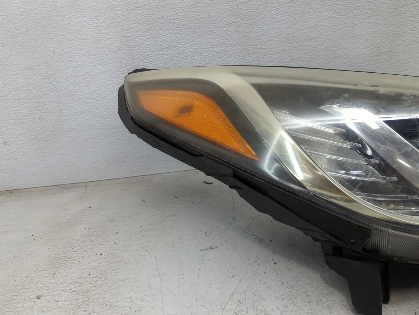 2016-2017 Hyundai Sonata Passenger Right Oem Head Light Headlight Lamp - Oemusedautoparts1.com