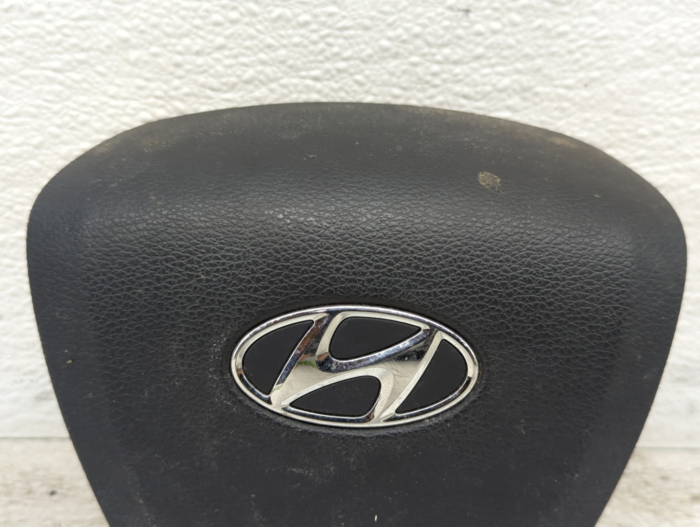 2015-2017 Hyundai Sonata Air Bag Driver Left Steering Wheel Mounted - Oemusedautoparts1.com