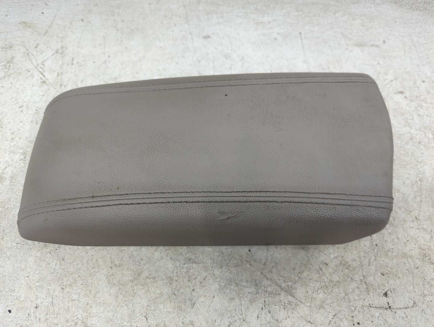 2015-2017 Hyundai Sonata Center Console Armrest Cover Lid Fits Fits 2015 2016 2017 OEM Used Auto Parts - Oemusedautoparts1.c