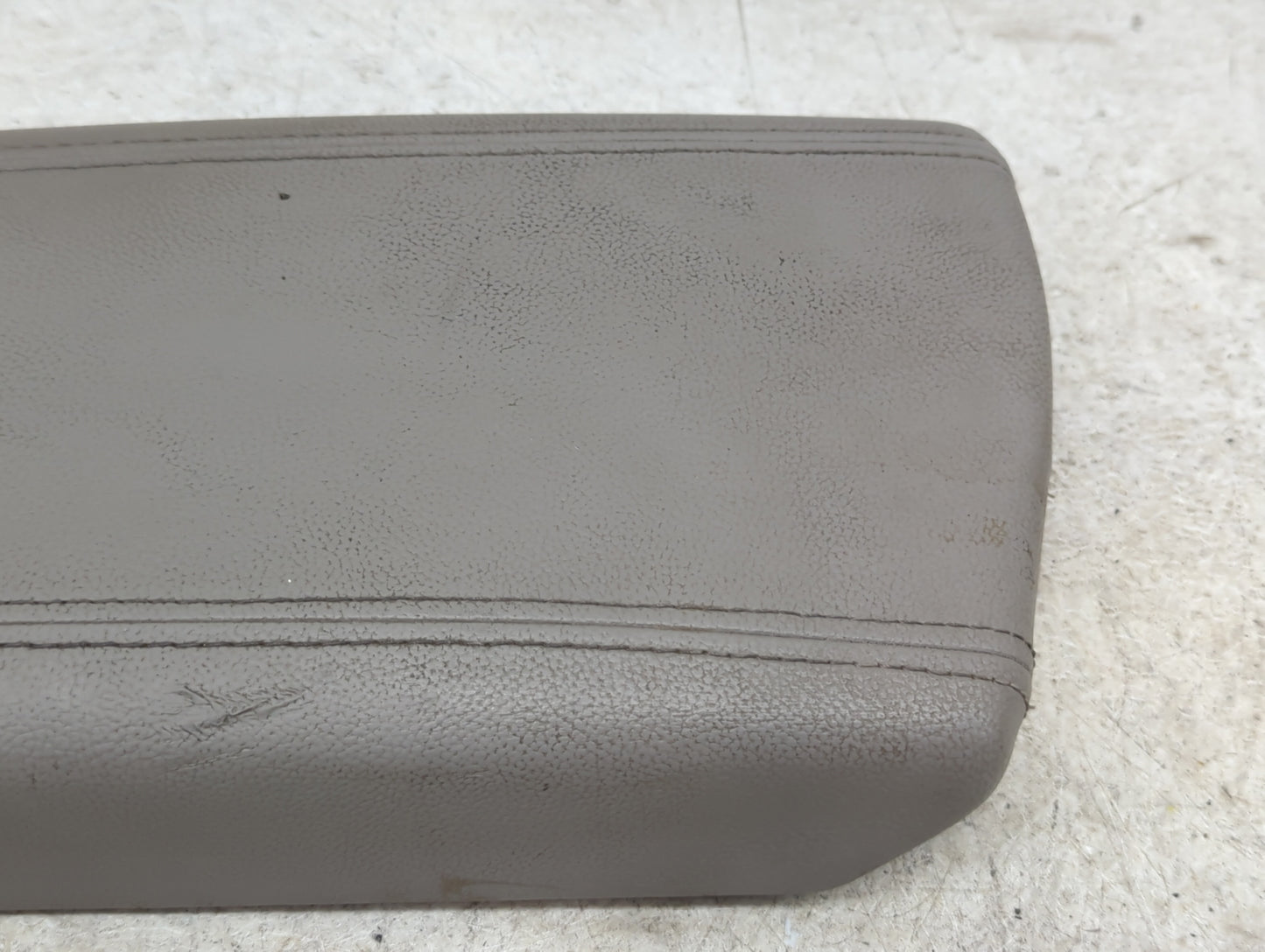 2015-2017 Hyundai Sonata Center Console Armrest Cover Lid Fits Fits 2015 2016 2017 OEM Used Auto Parts - Oemusedautoparts1.c