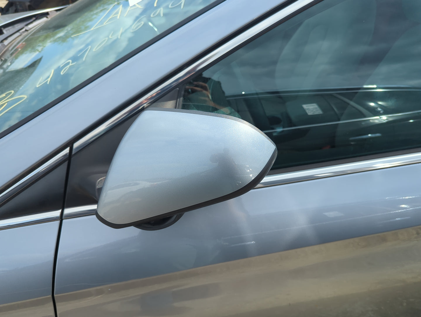 2016 Hyundai Sonata Driver Side View Mirror - Left Door Mirror OEM Used - Oemusedautoparts1.com