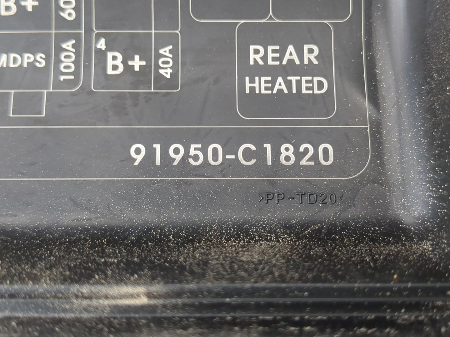 2016-2017 Hyundai Sonata Fusebox Fuse Box Panel Relay Module P/N:91950-C1820 Fits Fits 2016 2017 OEM Used Auto Parts - Oemus