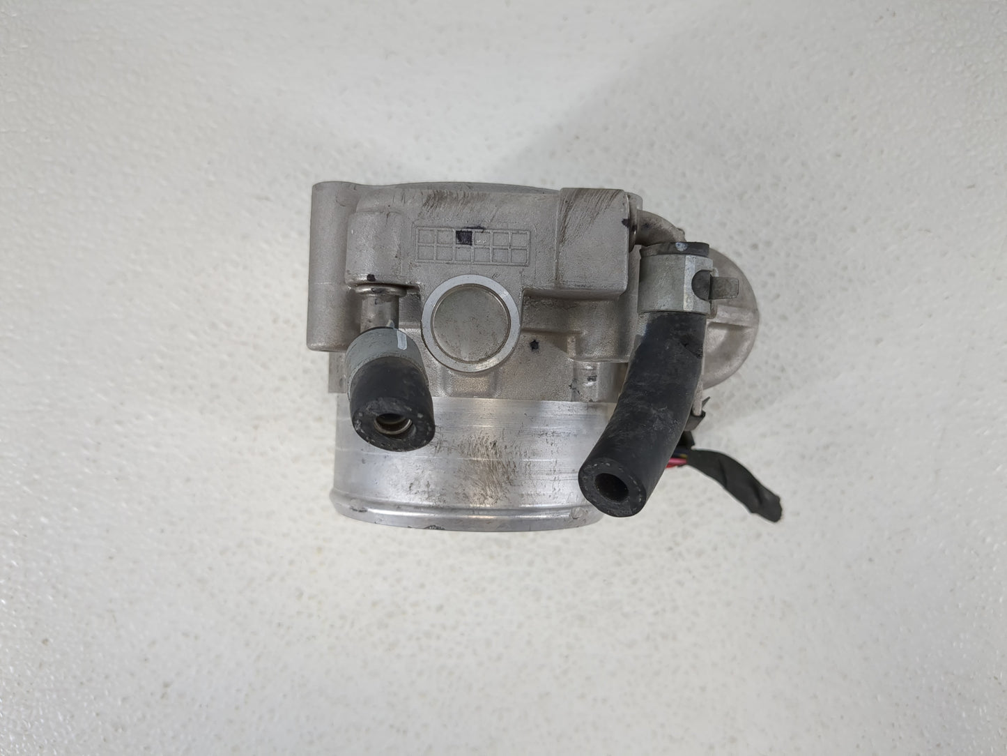 2015-2019 Hyundai Sonata Throttle Body P/N:35100-2G600 Fits Fits 2015 2016 2017 2018 2019 2020 2021 OEM Used Auto Parts - Oe
