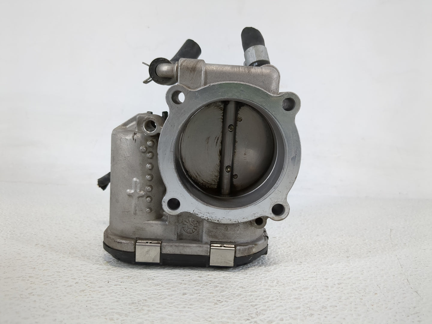 2015-2019 Hyundai Sonata Throttle Body P/N:35100-2G600 Fits Fits 2015 2016 2017 2018 2019 2020 2021 OEM Used Auto Parts - Oe