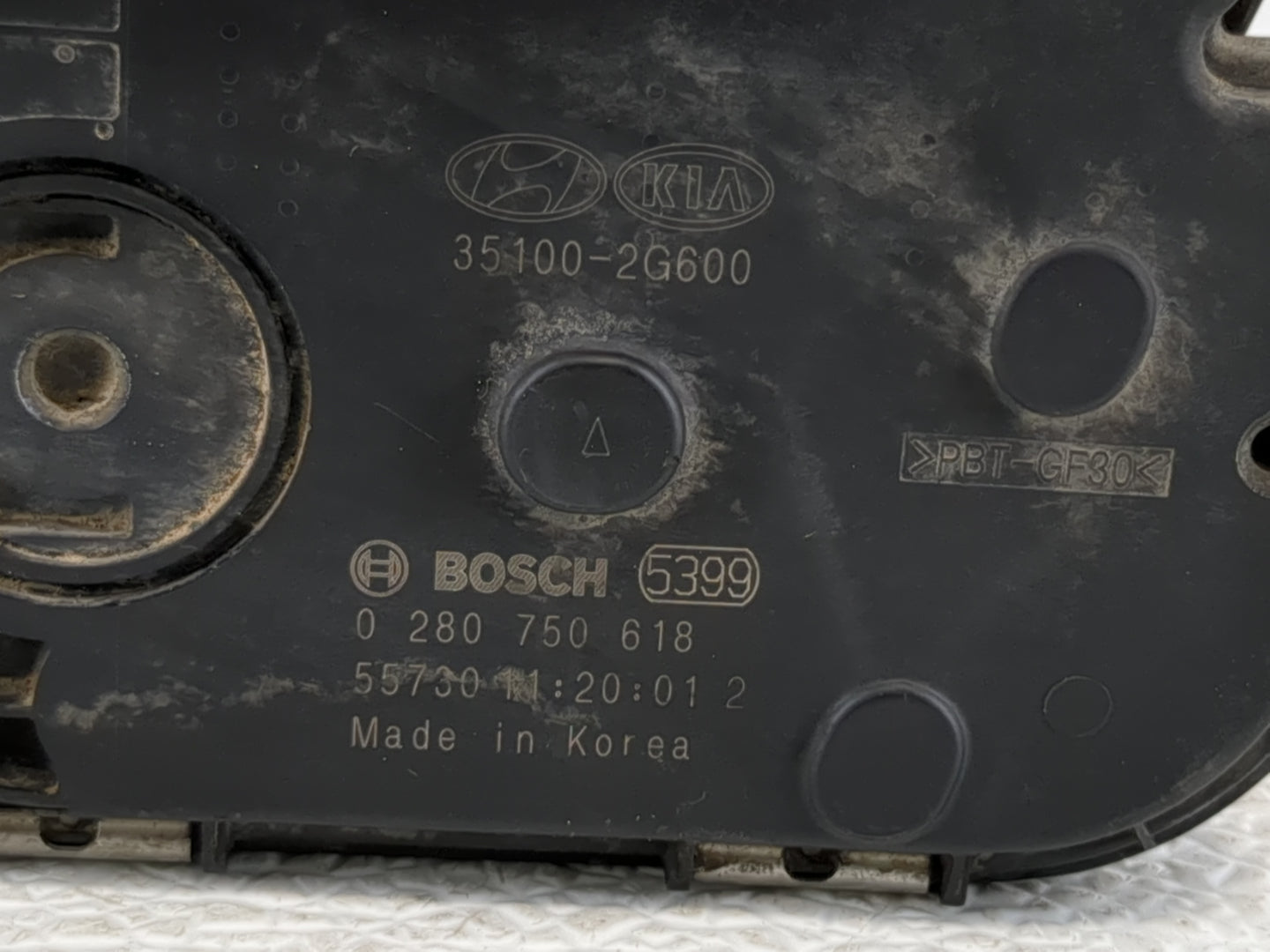 2015-2019 Hyundai Sonata Throttle Body P/N:35100-2G600 Fits Fits 2015 2016 2017 2018 2019 2020 2021 OEM Used Auto Parts - Oe