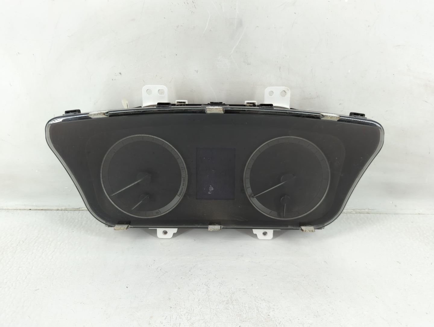 2015-2017 Hyundai Sonata Instrument Cluster Speedometer Gauges P/N:94001-C2200 Fits Fits 2015 2016 2017 OEM Used Auto Parts 