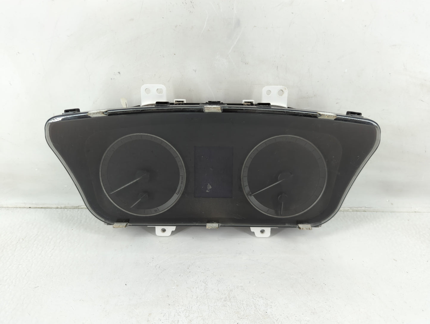 2015-2017 Hyundai Sonata Instrument Cluster Speedometer Gauges P/N:94001-C2200 Fits Fits 2015 2016 2017 OEM Used Auto Parts 