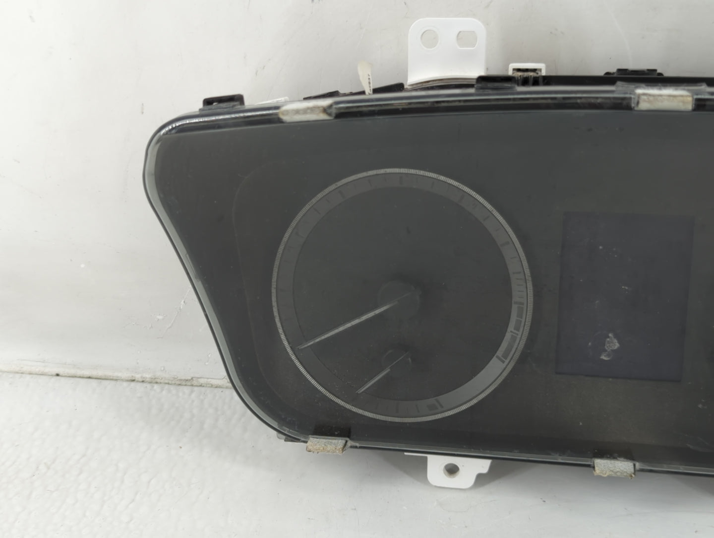 2015-2017 Hyundai Sonata Instrument Cluster Speedometer Gauges P/N:94001-C2200 Fits Fits 2015 2016 2017 OEM Used Auto Parts 