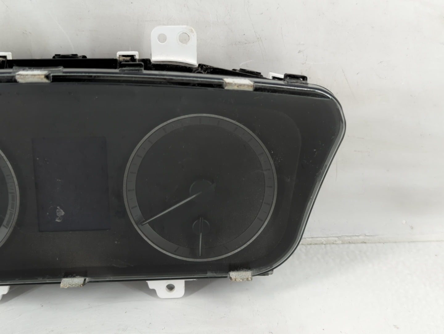 2015-2017 Hyundai Sonata Instrument Cluster Speedometer Gauges P/N:94001-C2200 Fits Fits 2015 2016 2017 OEM Used Auto Parts 