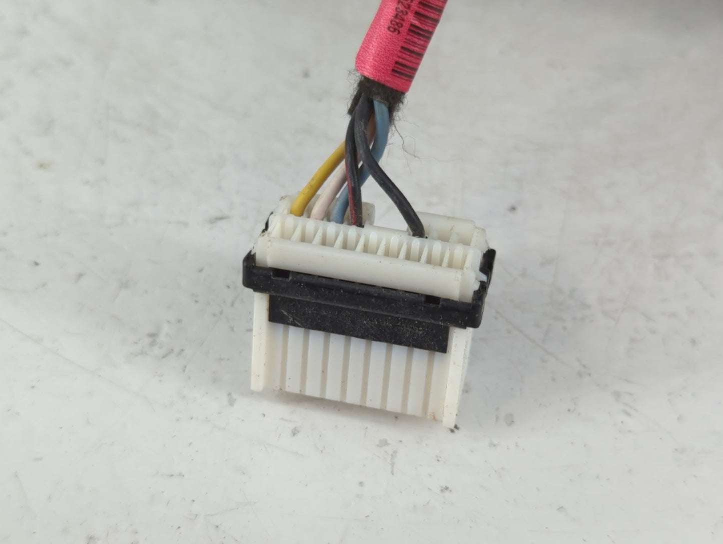 2016 Hyundai Sonata Driver Side View Mirror - Left Door Mirror OEM Used - Oemusedautoparts1.com