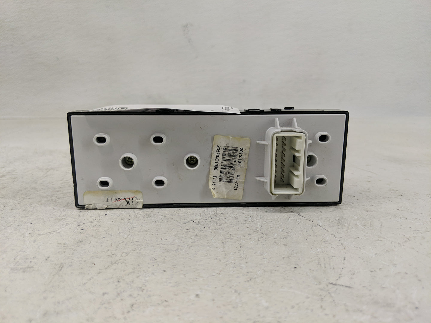 2015-2019 Hyundai Sonata Master Power Window Switch Replacement Driver Side Left P/N:93570-C1000 Fits OEM Used Auto Parts - 