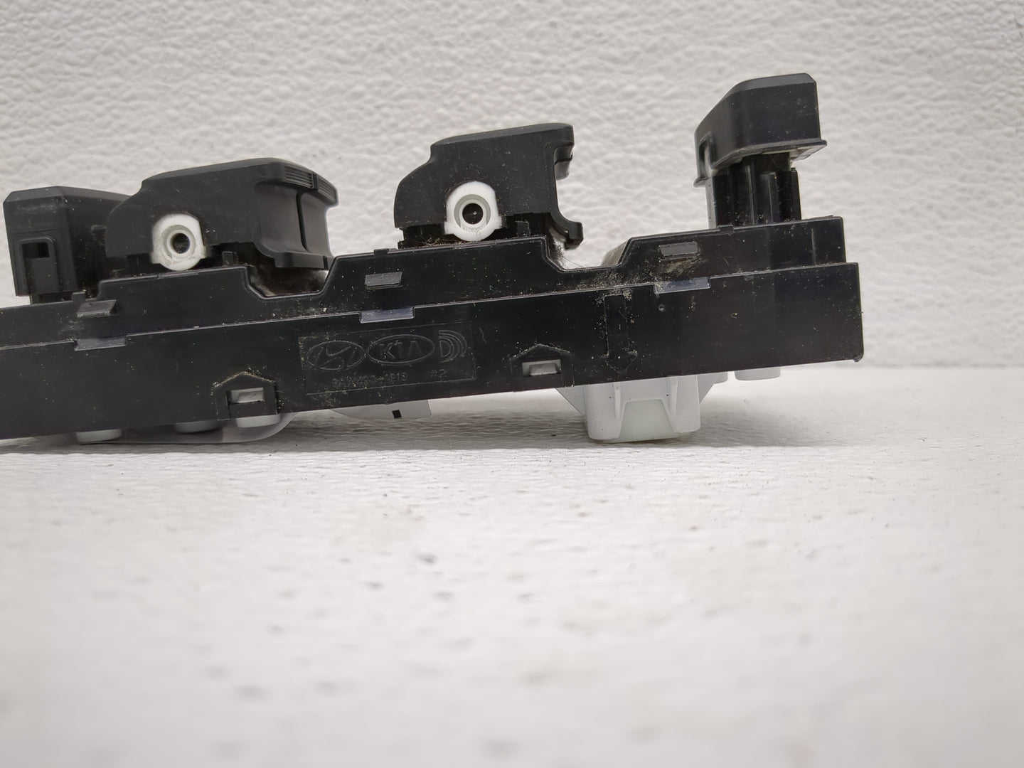 2015-2019 Hyundai Sonata Master Power Window Switch Replacement Driver Side Left P/N:93570-C1000 Fits OEM Used Auto Parts - 