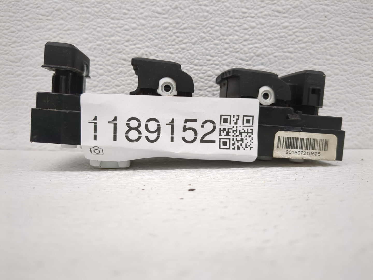 2015-2019 Hyundai Sonata Master Power Window Switch Replacement Driver Side Left P/N:93570-C1000 Fits OEM Used Auto Parts - 