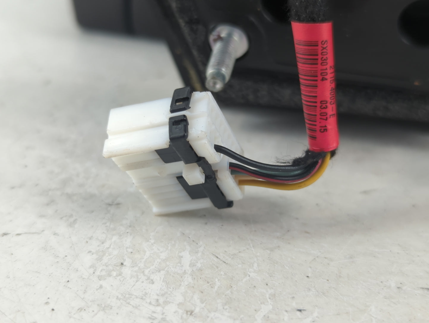 2016 Hyundai Sonata Driver Side View Mirror - Left Door Mirror OEM Used - Oemusedautoparts1.com