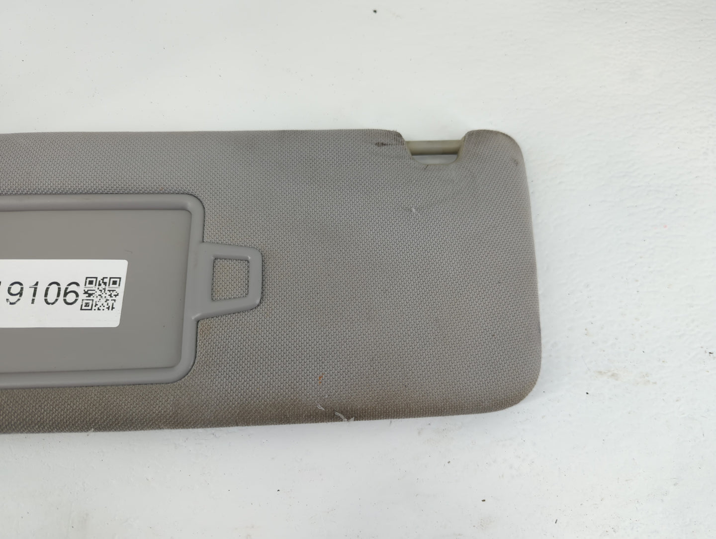 2015-2019 Hyundai Sonata Sun Visor Shade Replacement Driver Left Mirror Fits Fits 2015 2016 2017 2018 2019 OEM Used Auto Par