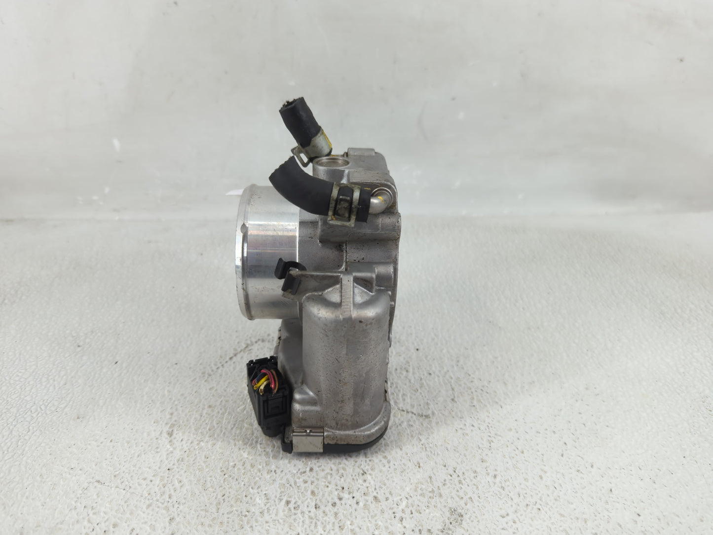 2015-2019 Hyundai Sonata Throttle Body Fits Fits 2015 2016 2017 2018 2019 2020 2021 OEM Used Auto Parts - Oemusedautoparts1.