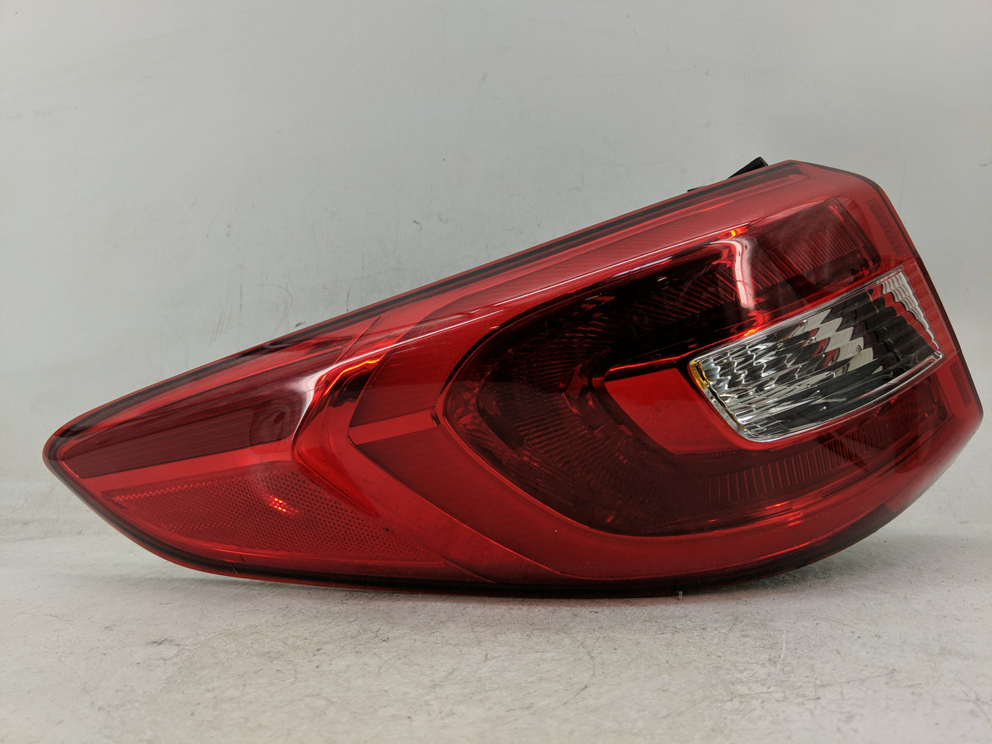 2015-2017 Hyundai Sonata Tail Light Assembly Driver Left OEM P/N:92401-C2000 Fits Fits 2015 2016 2017 OEM Used Auto Parts - 