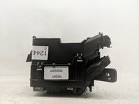 2016-2017 Hyundai Sonata Fusebox Fuse Box Panel Relay Module P/N:6423-0102-7-000 Fits Fits 2016 2017 OEM Used Auto Parts - O