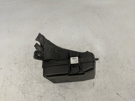 2016-2017 Hyundai Sonata Fusebox Fuse Box Panel Relay Module P/N:6423-0102-7-000 Fits Fits 2016 2017 OEM Used Auto Parts