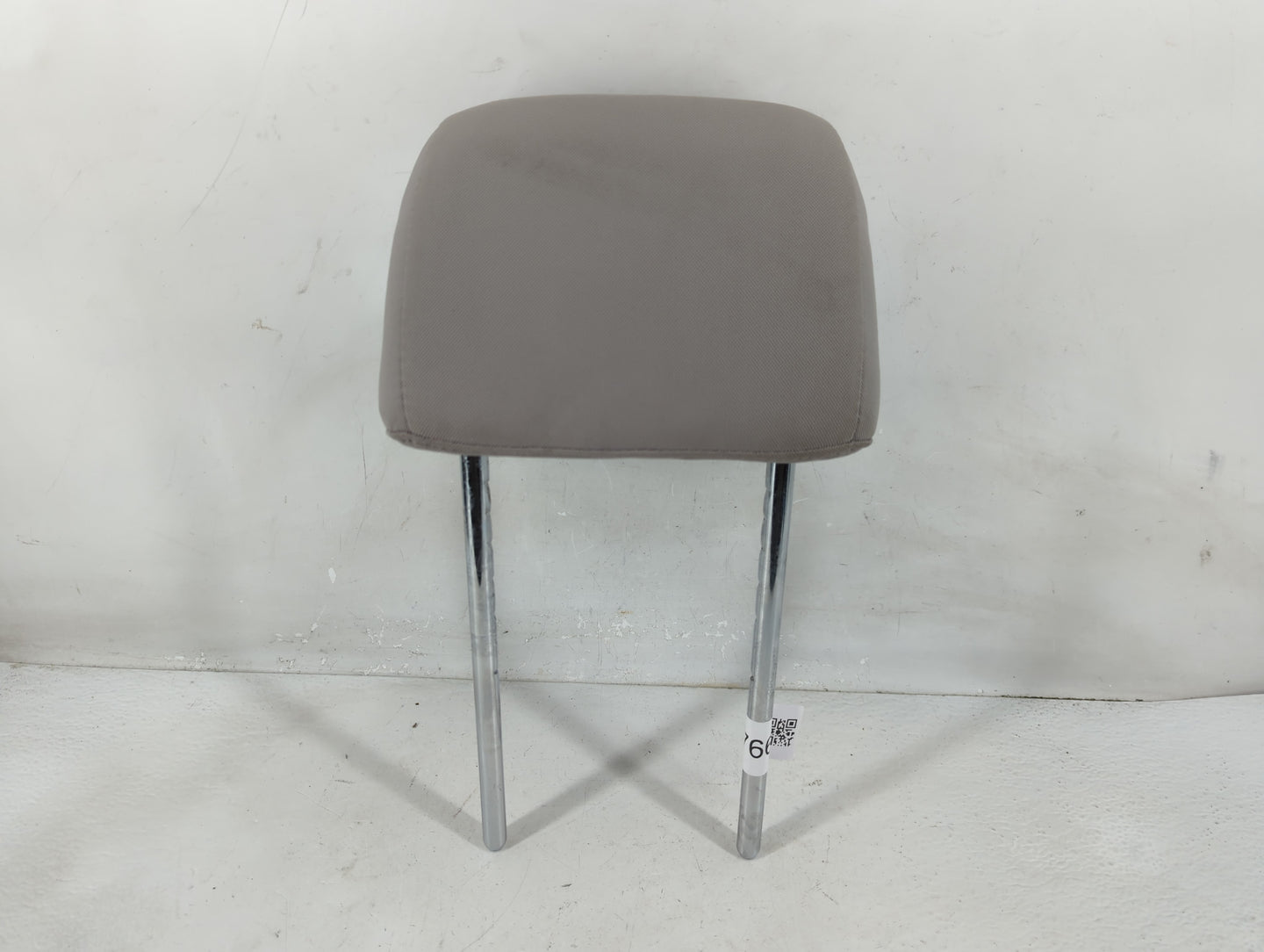2016 Hyundai Sonata Headrest Head Rest Rear Seat Fits OEM Used Auto Parts - Oemusedautoparts1.com