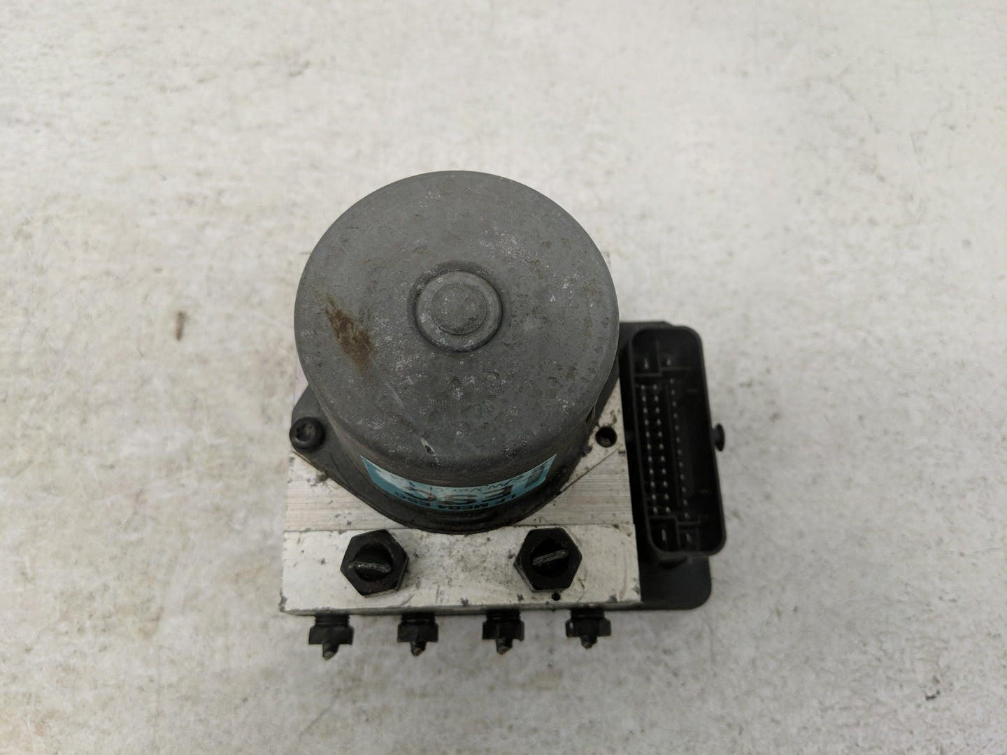 2015-2017 Hyundai Sonata ABS Pump Control Module Replacement Fits Fits 2015 2016 2017 OEM Used Auto Parts - Oemusedautoparts