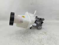 2015-2019 Hyundai Sonata Brake Master Cylinder - Oemusedautoparts1.com