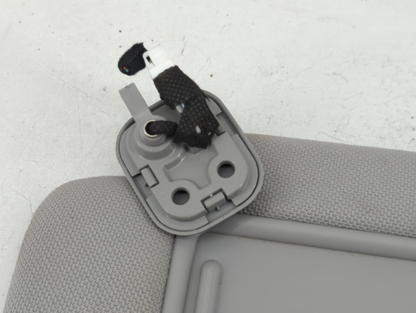 2015-2019 Hyundai Sonata Sun Visor Shade Replacement Driver Left Mirror Fits Fits 2015 2016 2017 2018 2019 OEM Used Auto Par