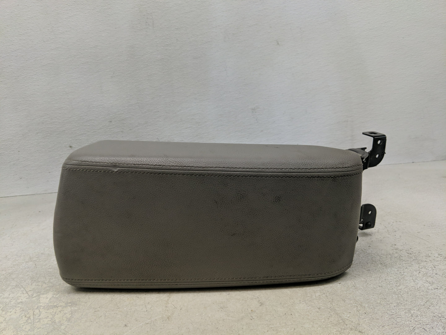 2016 Hyundai Sonata Center Console Armrest Cover Lid Fits OEM Used Auto Parts - Oemusedautoparts1.com