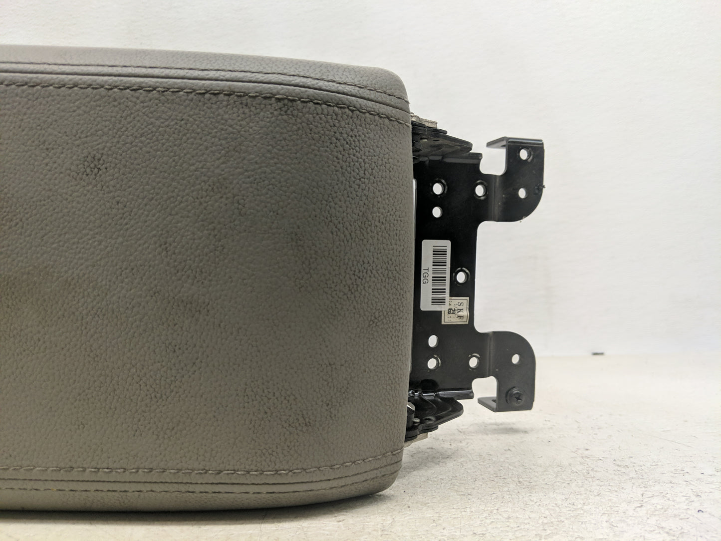 2016 Hyundai Sonata Center Console Armrest Cover Lid Fits OEM Used Auto Parts - Oemusedautoparts1.com