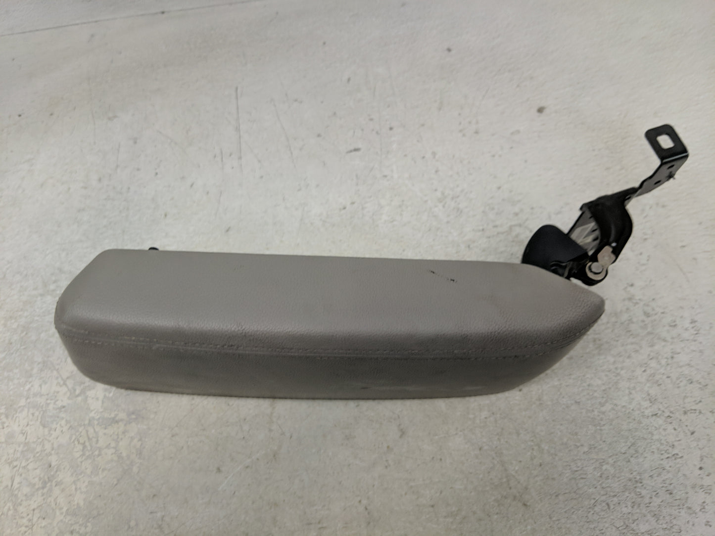 2016 Hyundai Sonata Center Console Armrest Cover Lid Fits OEM Used Auto Parts - Oemusedautoparts1.com