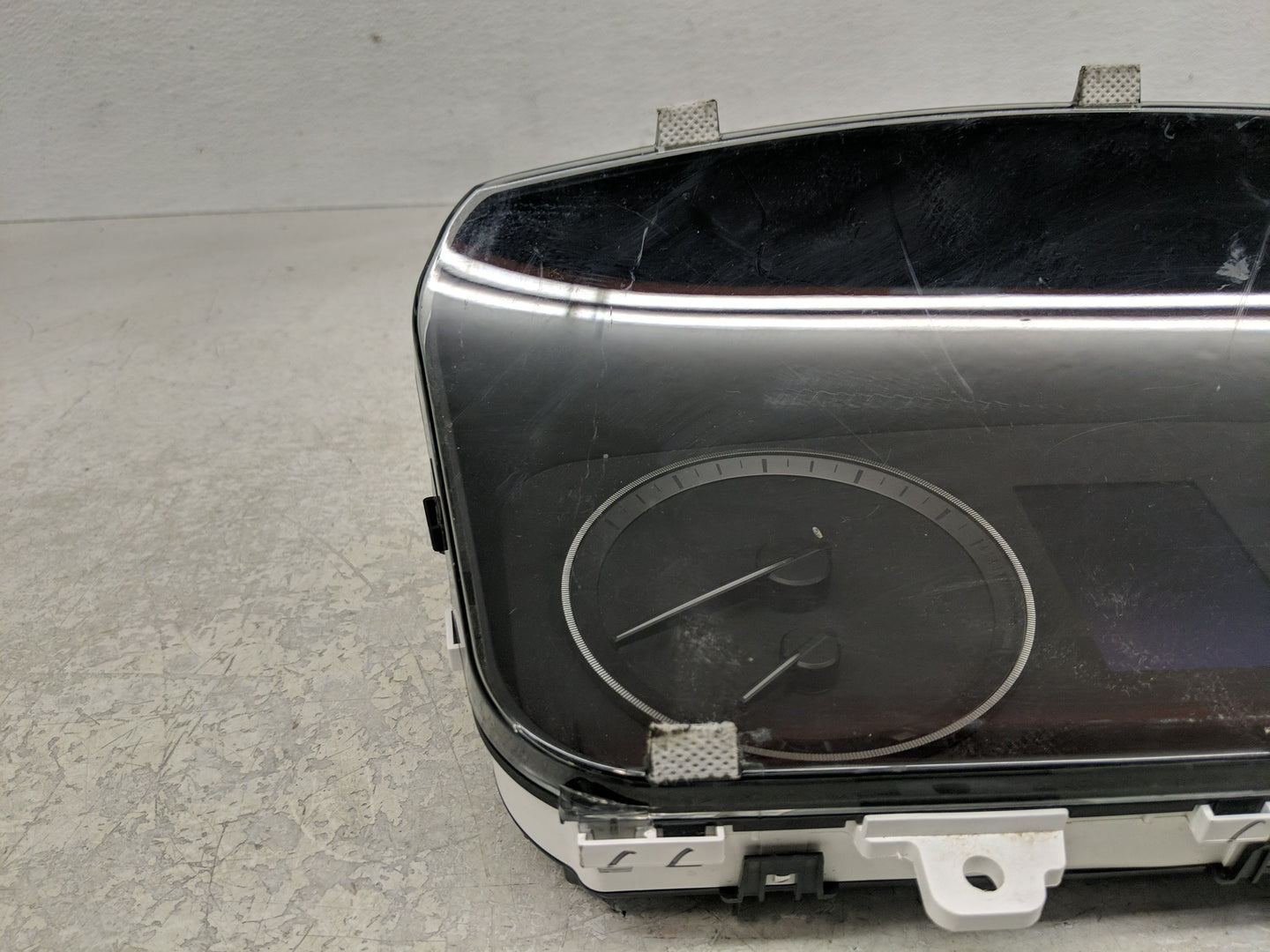 2016-2017 Hyundai Sonata Instrument Cluster Speedometer Gauges P/N:A2C98690800 94001-C2200 Fits Fits 2016 2017 OEM Used Auto