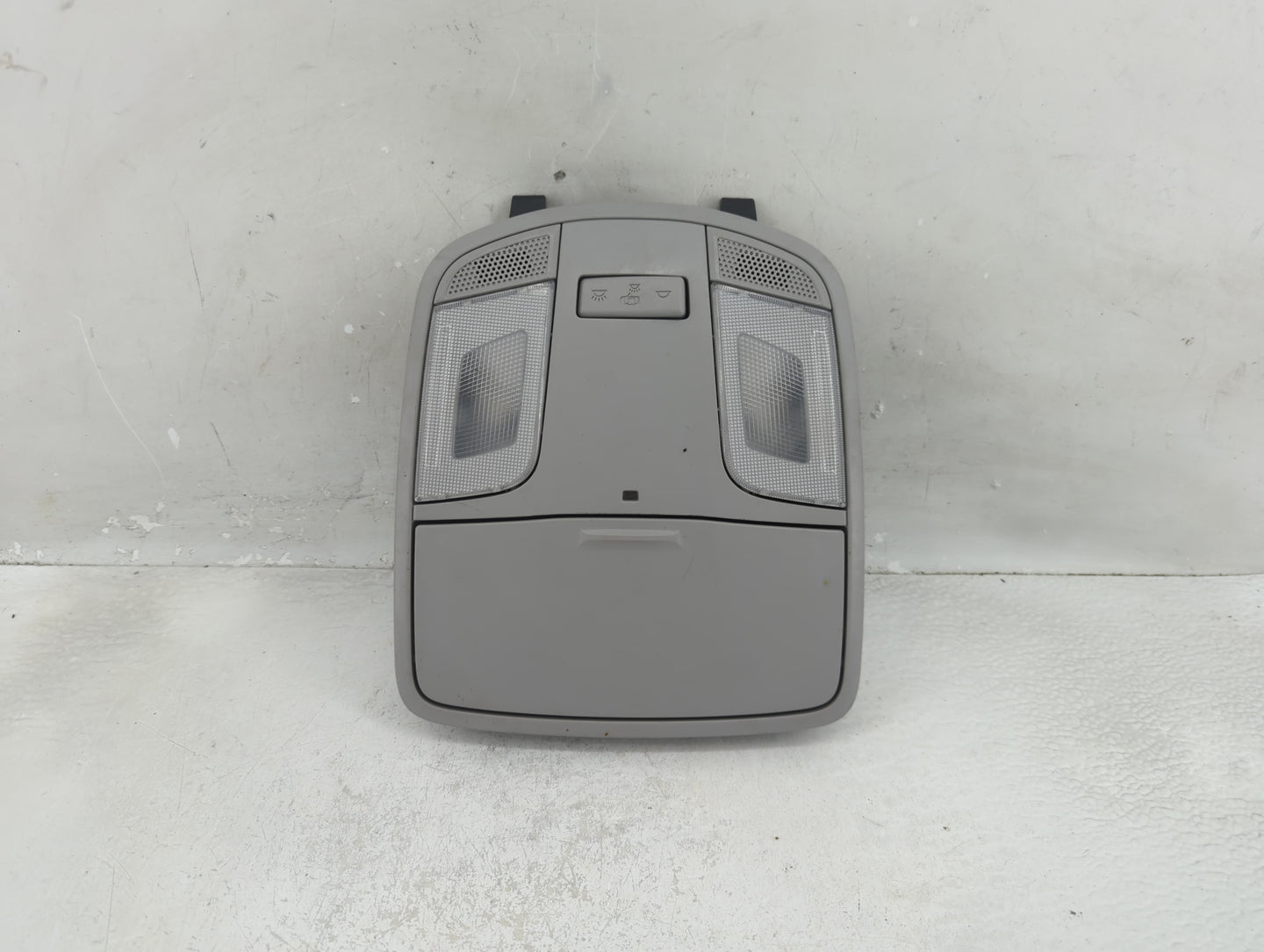 2016 Hyundai Sonata Overhead Roof Console - Oemusedautoparts1.com
