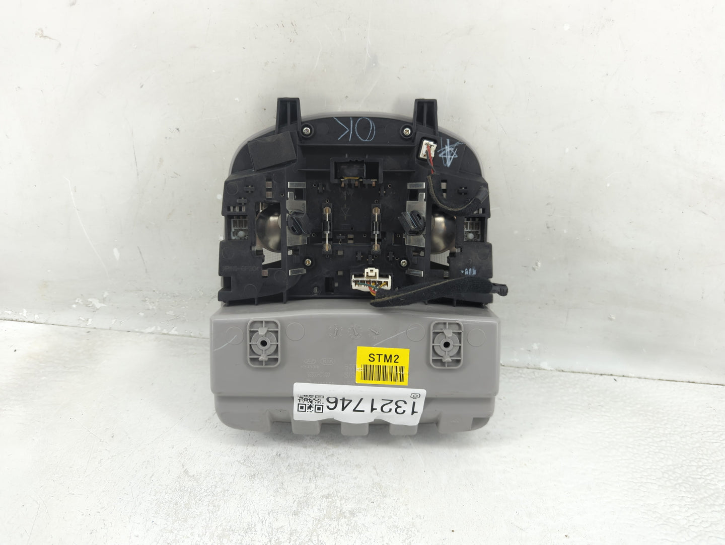 2016 Hyundai Sonata Overhead Roof Console - Oemusedautoparts1.com