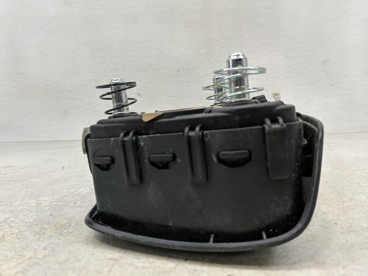 2015-2017 Hyundai Sonata Air Bag Driver Left Steering Wheel Mounted P/N:56900C2000TRY Fits Fits 2015 2016 2017 OEM Used Auto