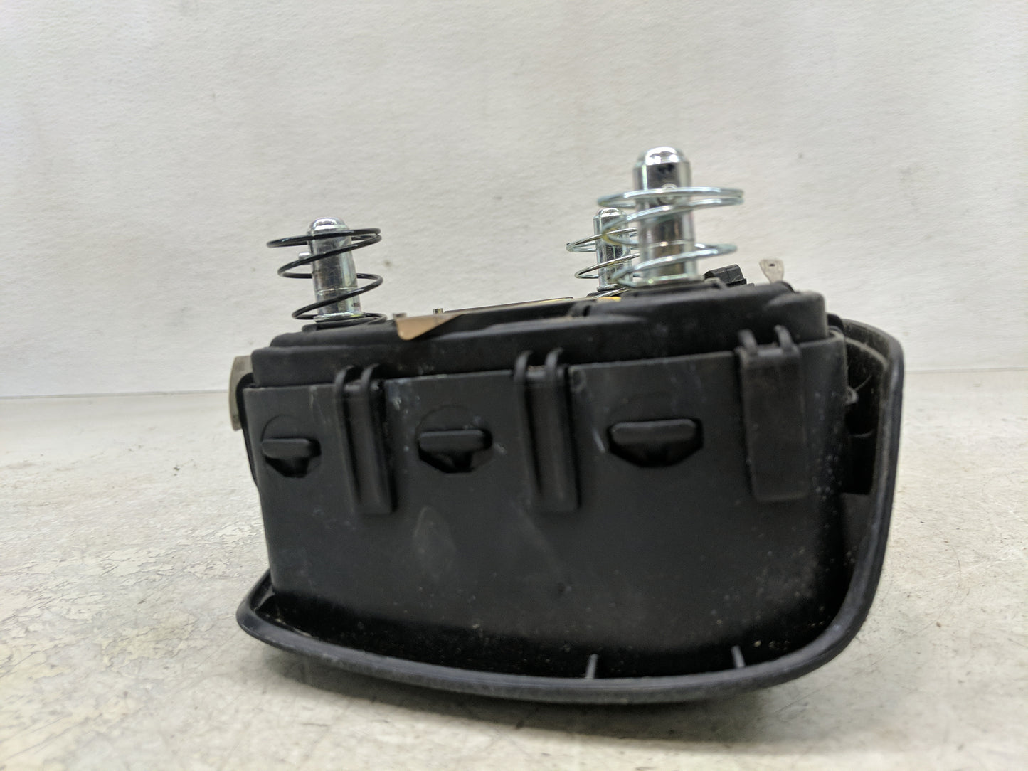 2015-2017 Hyundai Sonata Air Bag Driver Left Steering Wheel Mounted P/N:56900C2000TRY Fits Fits 2015 2016 2017 OEM Used Auto