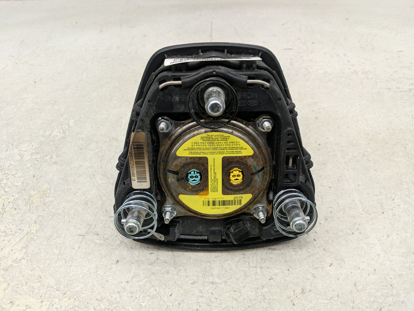2015-2017 Hyundai Sonata Air Bag Driver Left Steering Wheel Mounted P/N:56900C2000TRY Fits Fits 2015 2016 2017 OEM Used Auto
