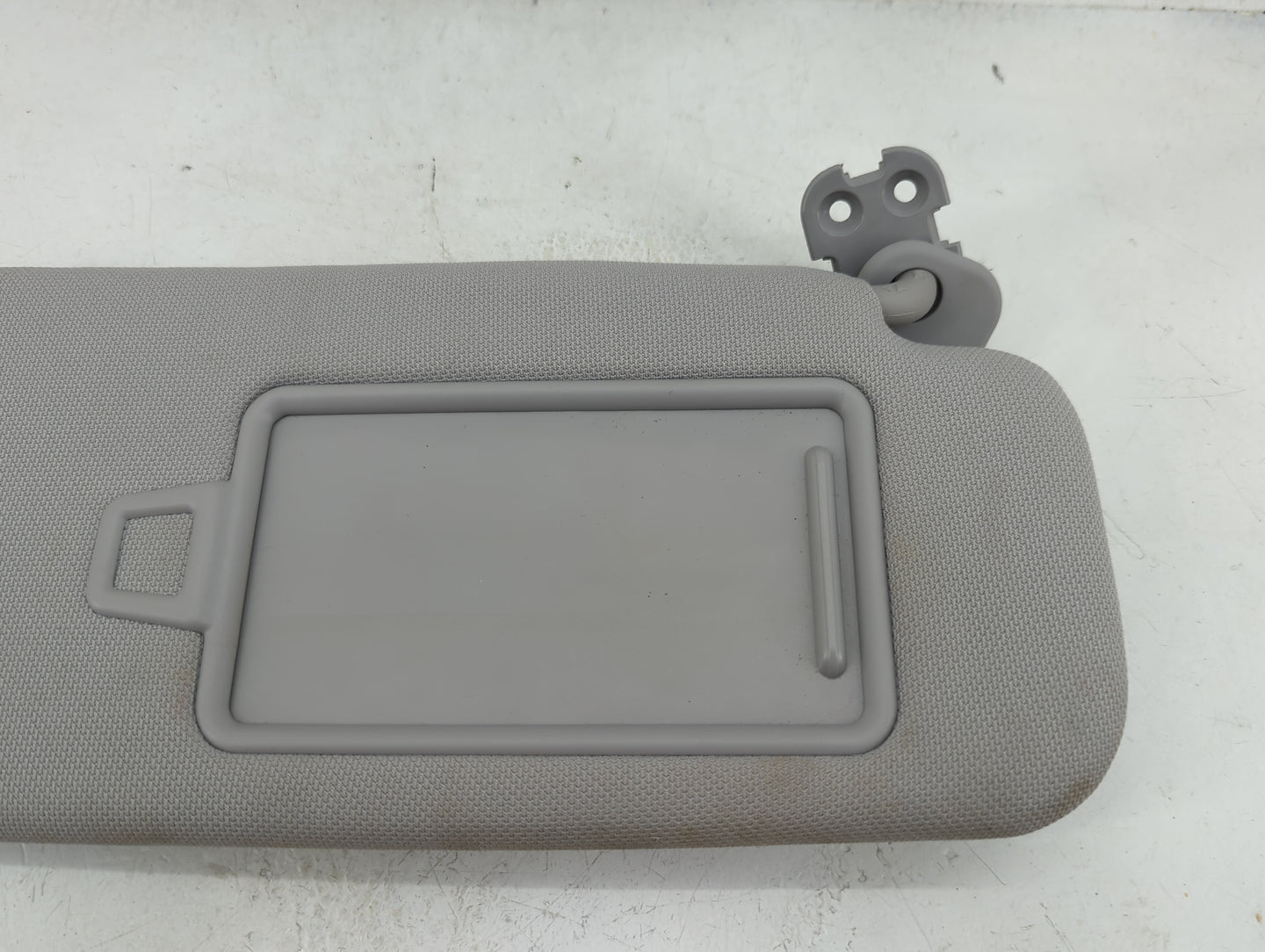 2015-2019 Hyundai Sonata Sun Visor Shade Replacement Passenger Right Mirror Fits Fits 2015 2016 2017 2018 2019 OEM Used Auto