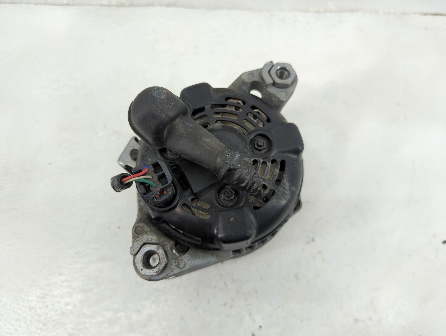2015-2019 Hyundai Sonata Alternator Replacement Generator Charging Assembly Engine OEM P/N:37300-2G061 Fits OEM Used Auto Pa