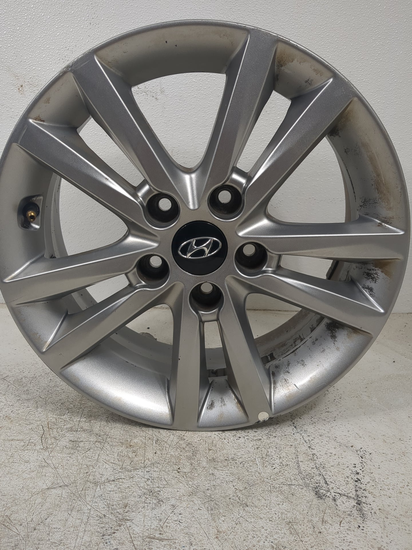 2015-2017 Hyundai Sonata Oem Wheel Rim - Oemusedautoparts1.com