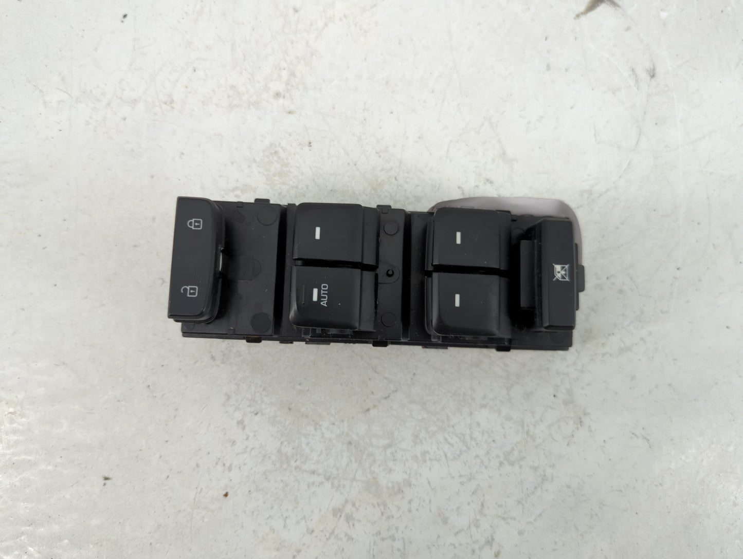 2015-2019 Hyundai Sonata Master Power Window Switch Replacement Driver Side Left P/N:93570-C1000 Fits OEM Used Auto Parts - 