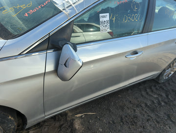 2015-2019 Hyundai Sonata Driver Front Door Oem - Oemusedautoparts1.com
