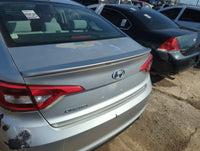 2015-2017 Hyundai Sonata Trunk/decklid/hatch/tailgate Oem 1402527 - Oemusedautoparts1.com
