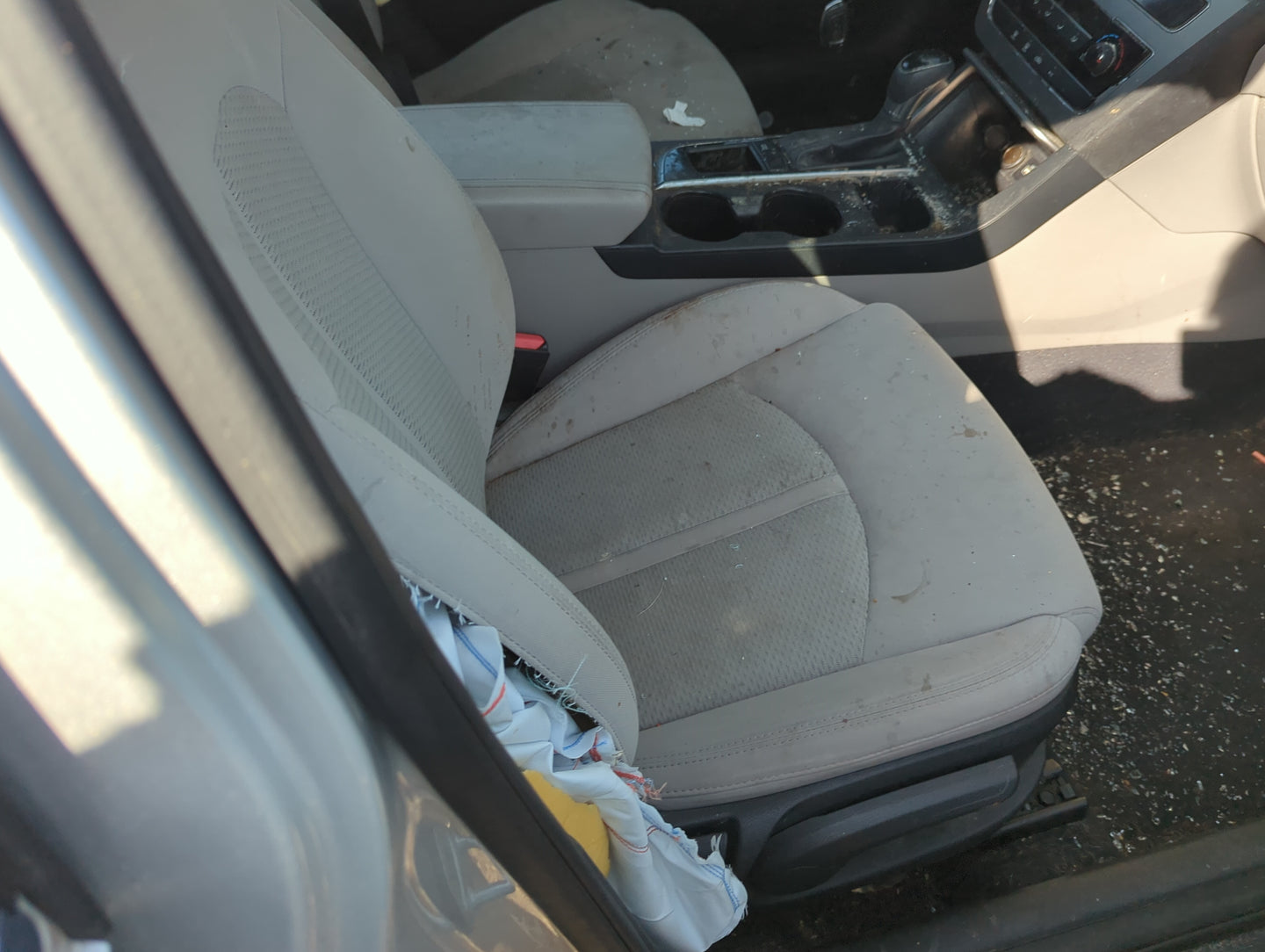 2015-2017 Hyundai Sonata Passenger Front Seat Oem - Oemusedautoparts1.com