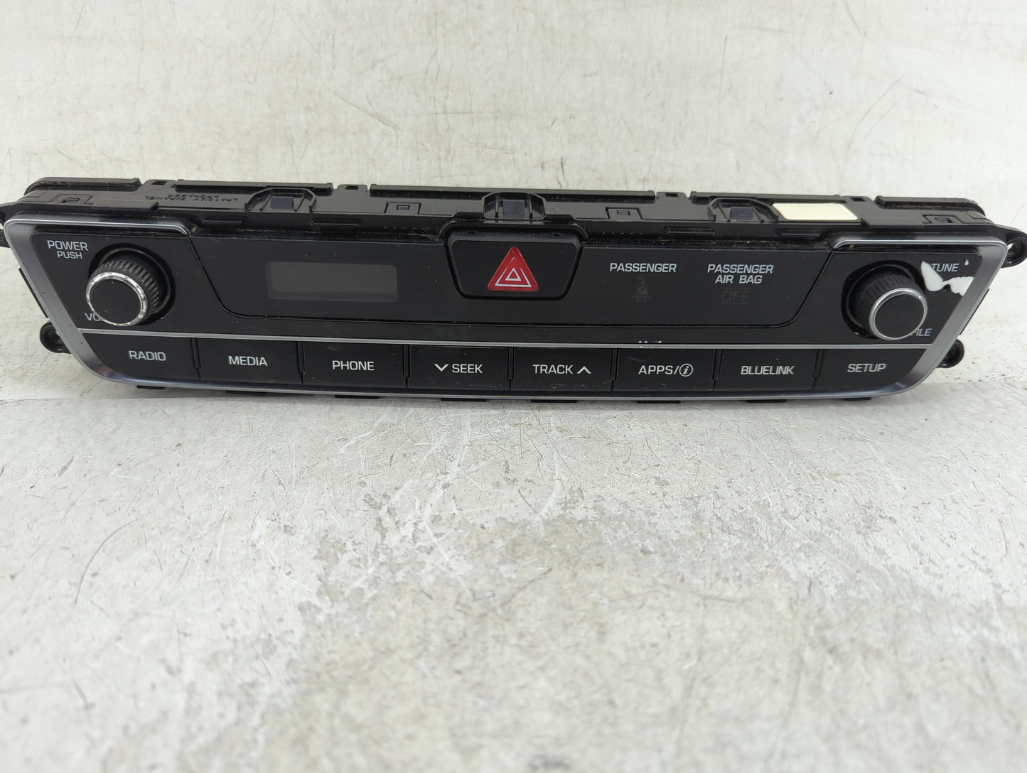2015-2017 Hyundai Sonata Information Display Screen - Oemusedautoparts1.com
